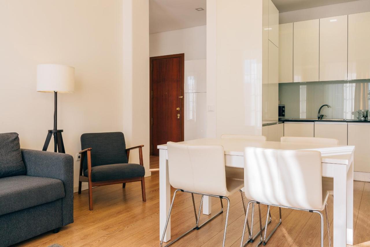 Orm Catedral & Sao Bento & Luiz Apartments Порто Екстериор снимка