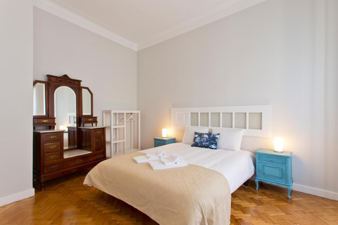 Orm Catedral & Sao Bento & Luiz Apartments Порто Екстериор снимка